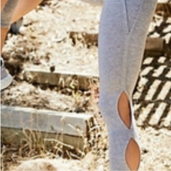FREE PEOPLE FP Movement Infinity Gray Leggings with Cutout Details - Picture 7 of 14